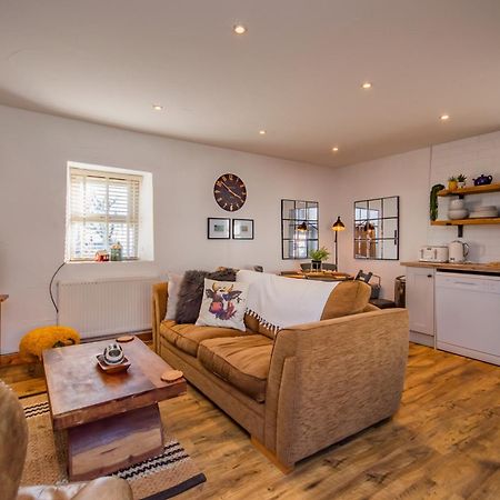 Cosy Farm Conversion In The Heart Of Pembrokeshire Maenclochog Екстер'єр фото