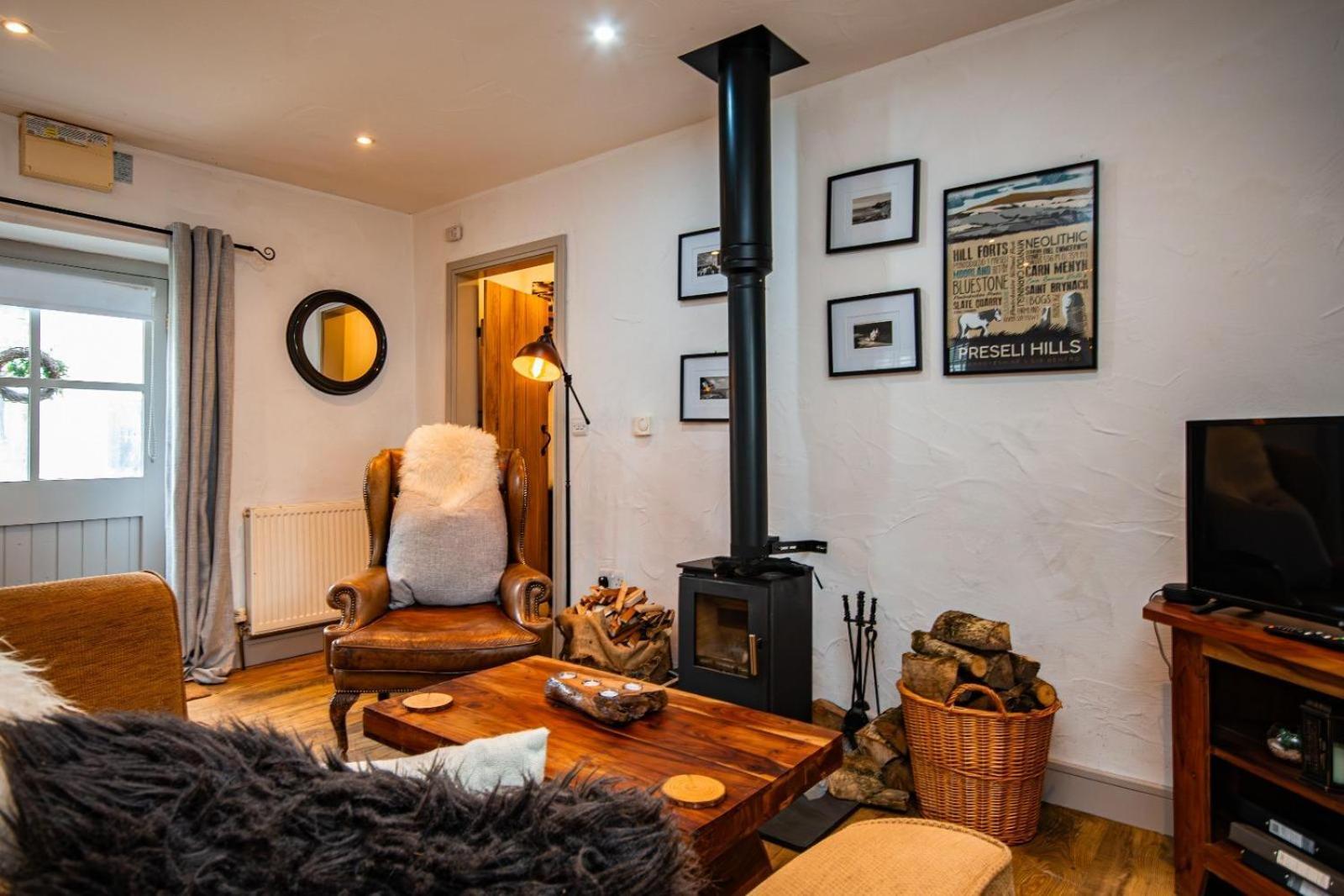 Cosy Farm Conversion In The Heart Of Pembrokeshire Maenclochog Екстер'єр фото
